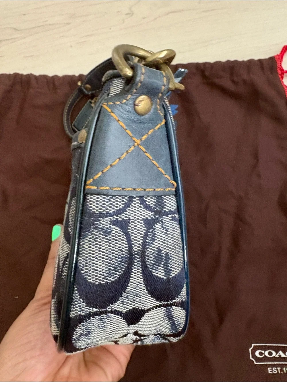 Coach Navy Signature Stripe Shoulder Bag with Light Blue Center - Picture 5 of 10